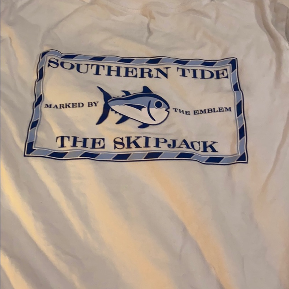 Like new XL youth like new Southern Tide t-shirt.